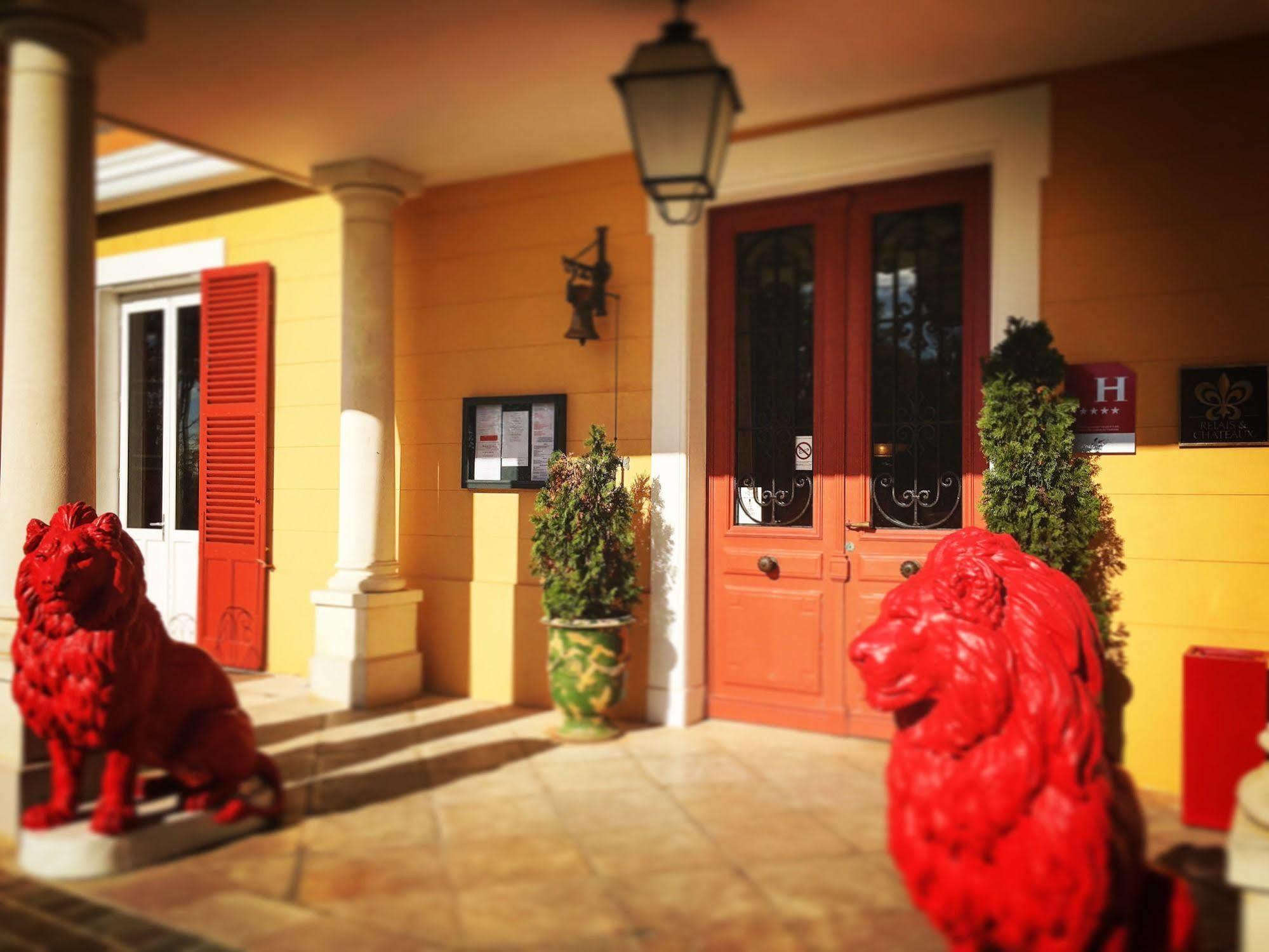Du Bois Blanc Domaine D'epeyssoles Georges Blanc Hotel Vonnas
