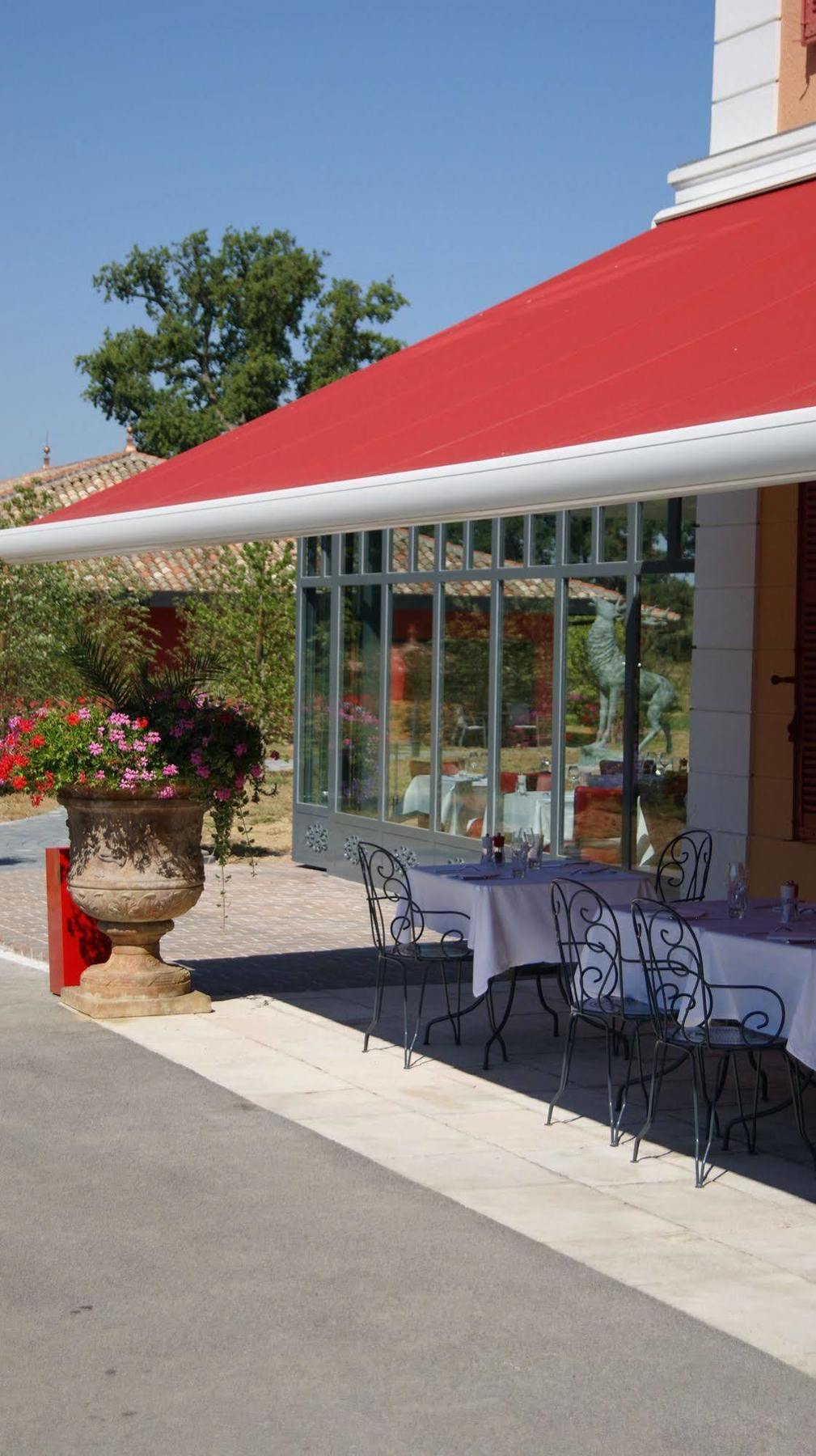 Du Bois Blanc Domaine D'epeyssoles Georges Blanc 4* Vonnas